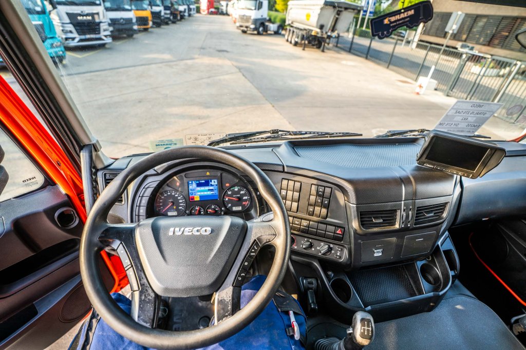 IVECO STRALIS 270 (19t) GAZ/LPG 2016 E64255 STRALIS 270 (19t) GAZ/LPG 2016 1 image 10