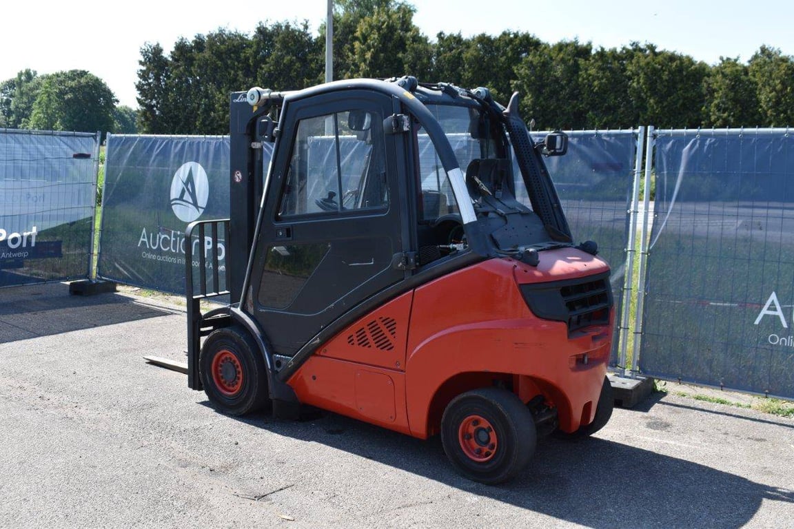Forklift Linde H30T LPG 3000kg 2013 H30T-02 2013 1 Forklift image 3