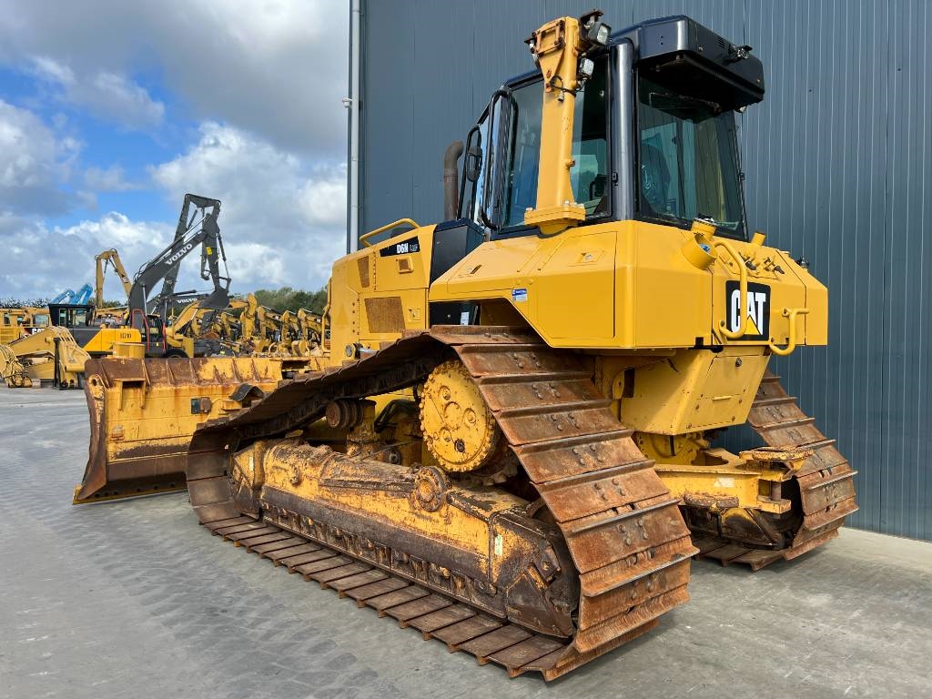 CAT D6N LGP 2016 208862 D6N LGP 2016 1 Dozers image 3