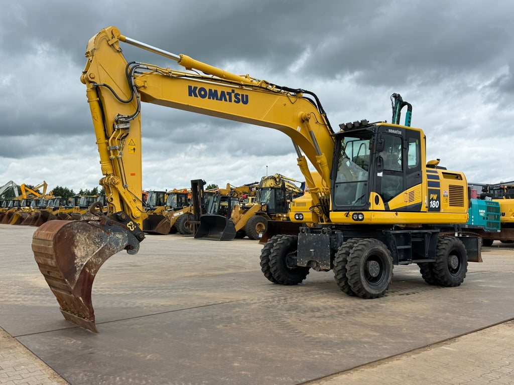 Komatsu PW180-11 2019 00033339 PW180-11 2019 1 image 2