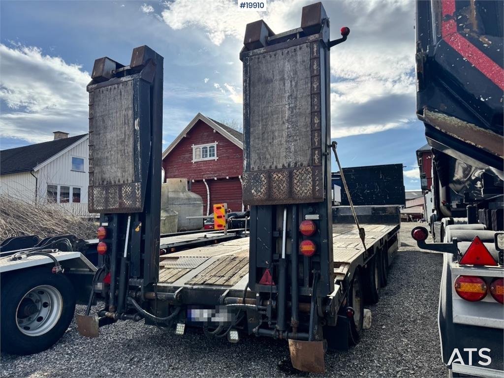 Istrail Machinery Semi-trailer w/ Hydraulic bridges. 2008 19910 Istrail Machinery Semi-trailer w/ Hydraulic bridges. 2008 ...