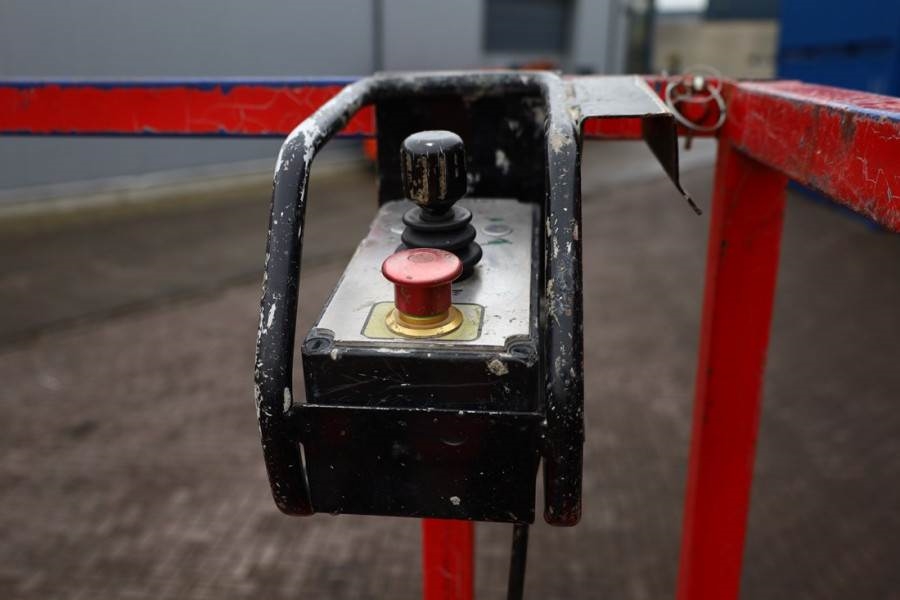 Holland Lift Ecostar HL-11812 Electric, 14m Working Height, 300 2013 HOLLAND LIFT - Ecostar HL-11812 - 63483 Holland lift ...
