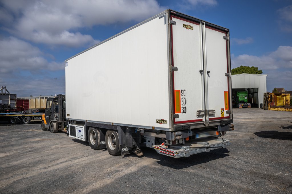 CHEREAU CHEREAU+CARRIER+DHOLLANDIA 2.5 T. 2017 E59605 Chereau CHEREAU+CARRIER+DHOLLANDIA 2.5 T. 2017 1 image 2