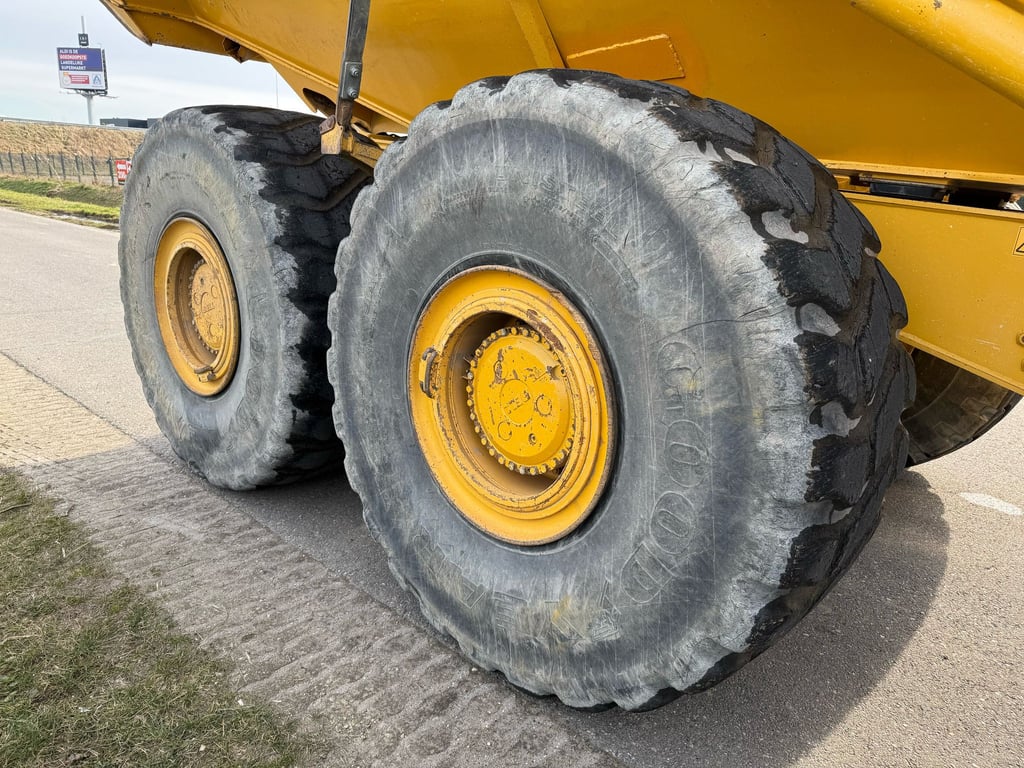Bell B45E 6x6 2017 00033060 B45E 6x6 2017 1 image 15