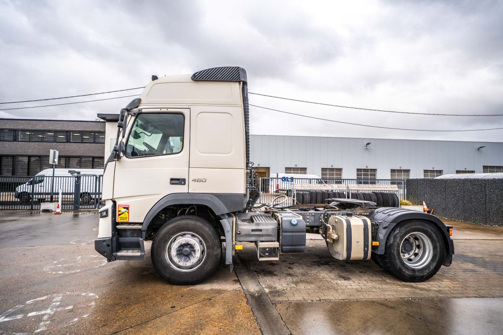 VOLVO FMX 460 GLOBE + HYDR 2016 E64849 FMX 460 GLOBE + HYDR 2016 1 image 2