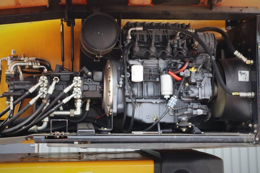 JLG 1350SJP Diesel, 4x4x4 Drive 43.3m Working Height, 2010 JLG - 1350SJP - 61689 1350SJP Diesel, 4x4x4 Drive 43.3m Working...