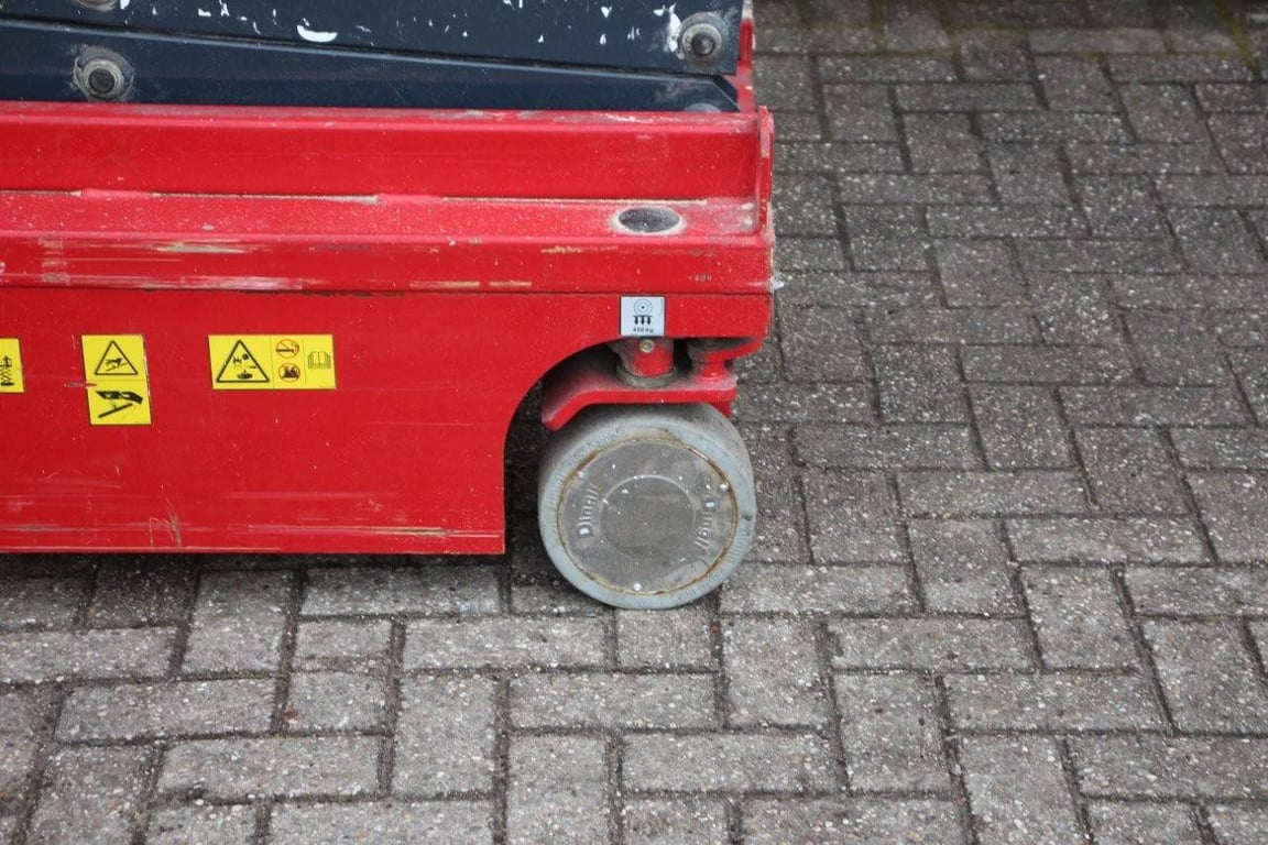 Scissor lift Magni EP5060STE Electric 5.6m 2018 2018 MAGNI EP5060STE 2018 1 Scissor Lifts image 14