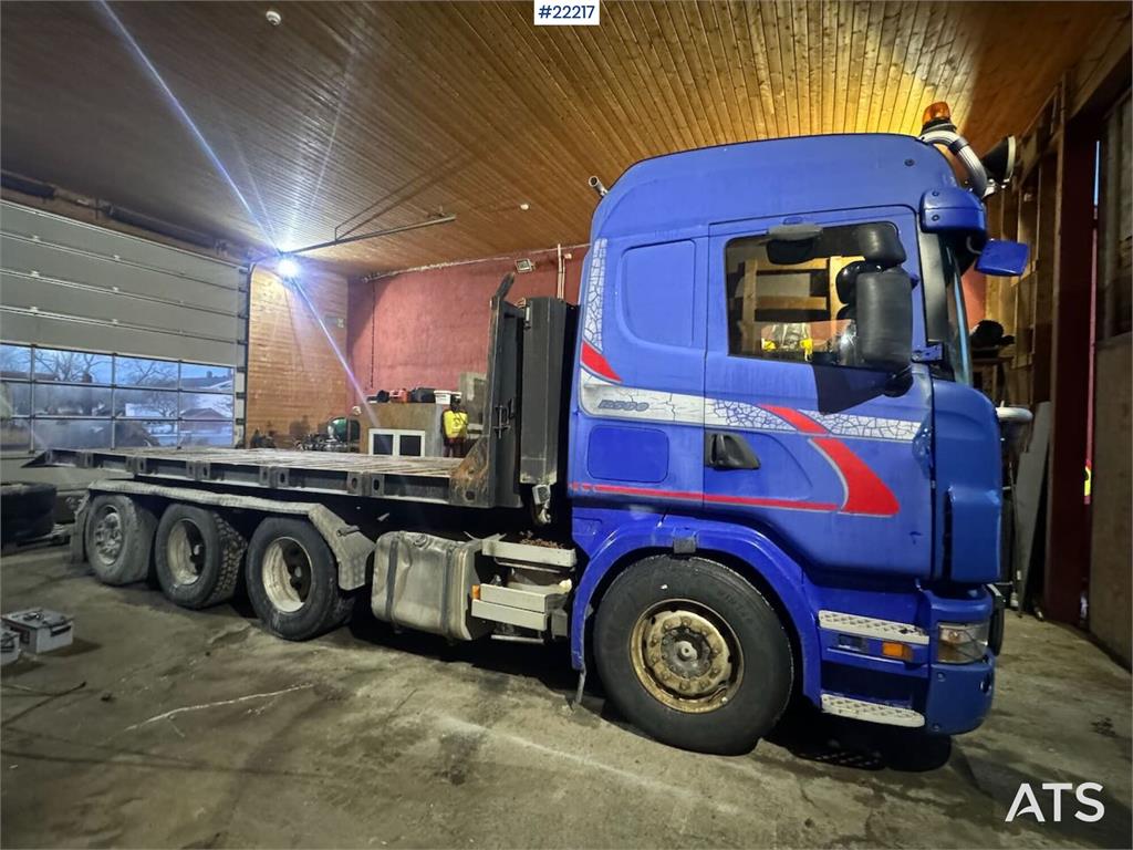 Scania R580 snow-prepared tridem hook loader with Joab ho 2005 22217 R580 snow-prepared tridem hook loader with Joab ho 20...