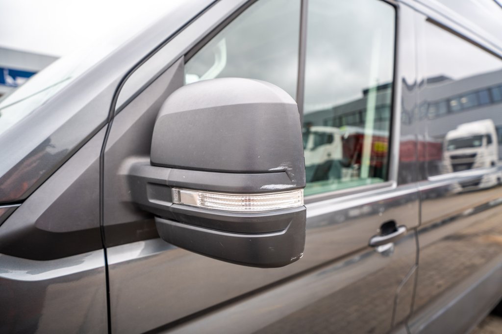 VW CRAFTER 2.0 TDI - 70 536 KM 2018 E65153 Volkswagen Crafter 2.0 TDI - 70 536 KM 2018 1 image 9
