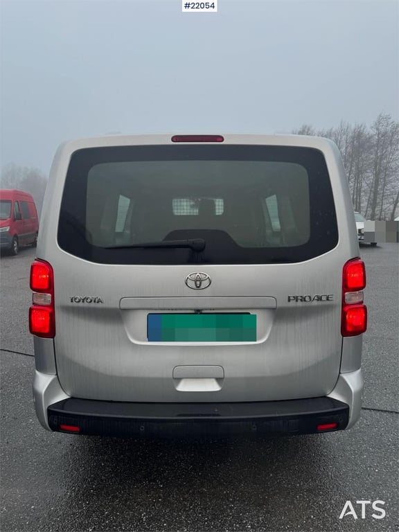 Toyota Proace 4x2 Van WATCH VIDEO 2018 22054 Proace 4x2 Van WATCH VIDEO 2018 1 Closed vans image 23