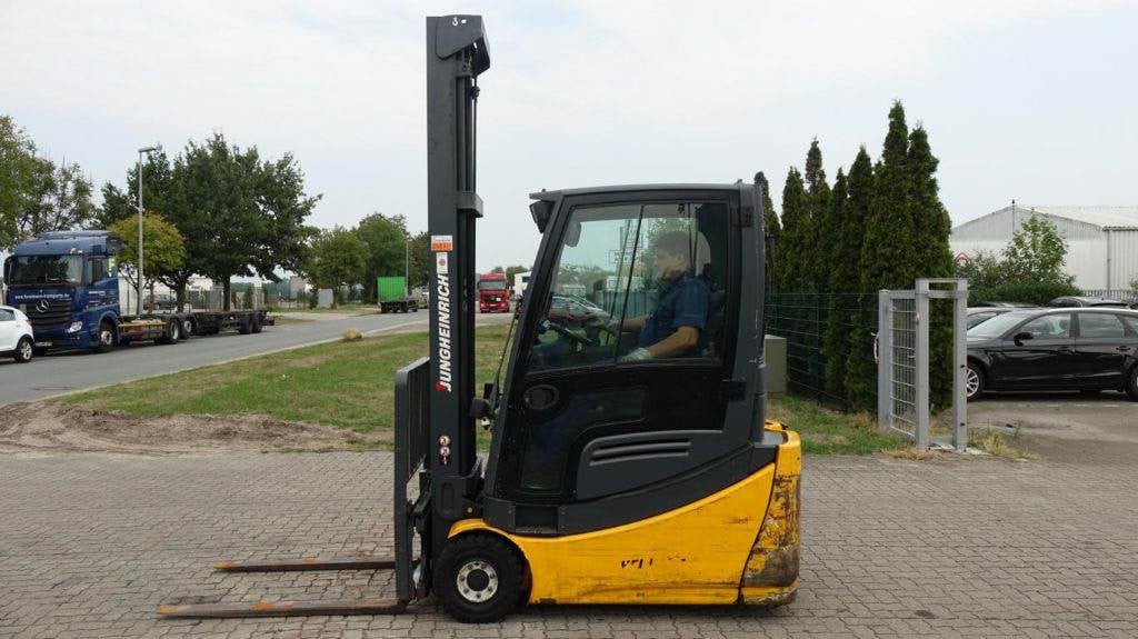 Jungheinrich EFG216GE-120-500ZT 2012 E4871 EFG216GE-120-500ZT 2012 1 Forklift image 2