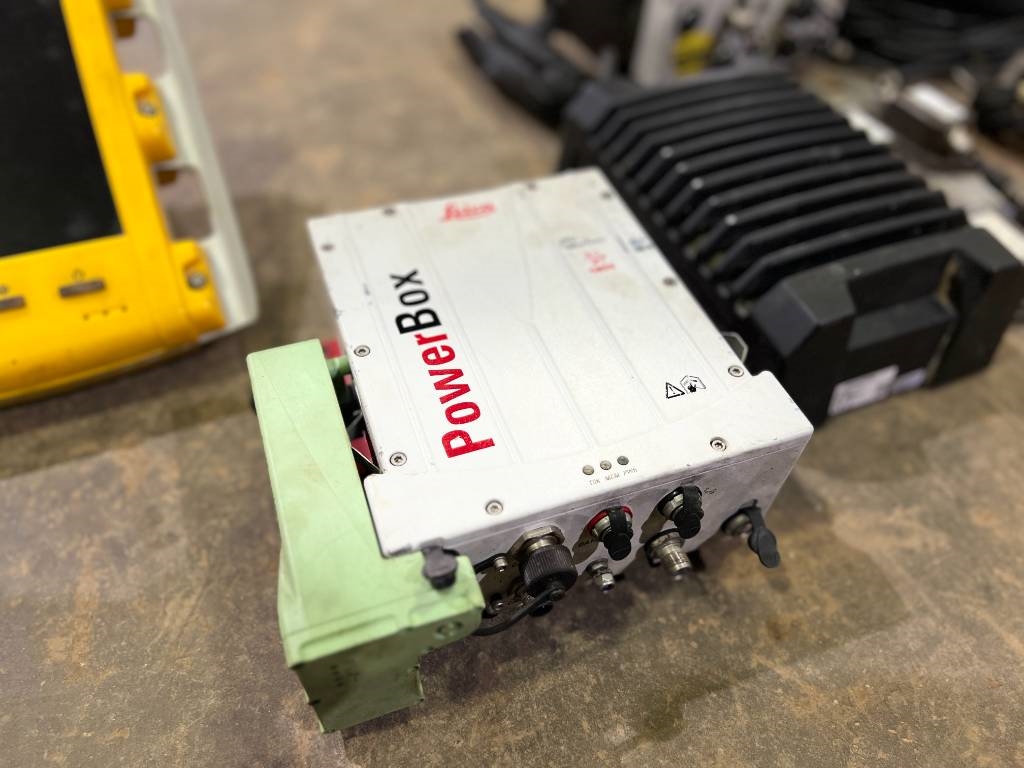 Leica Novatron MNS1250 GG GPS 907720 Leica Novatron MNS1250 GG GPS 1 image 7