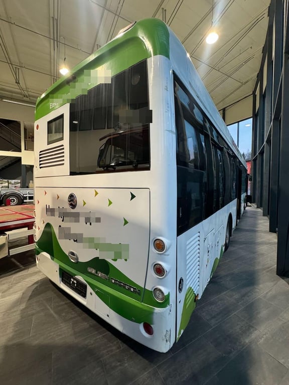 Golden Dragon Pivot EV Electric Bus 2019 21969 GOLDEN Dragon Pivot EV Electric Bus 2019 1 image 7
