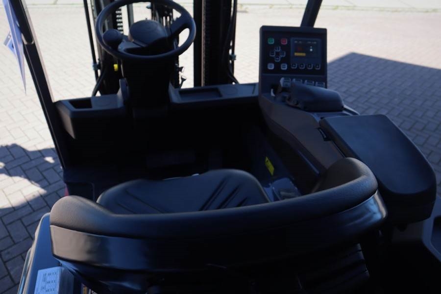 Heavy machinery product image - Image 9 of 30