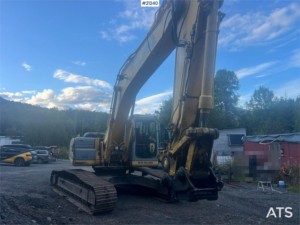 New Holland E265B Excavator w/ digging bucket and hydraulic sa 2008 21240 E265B Excavator w/ digging bucket and hydraulic ...