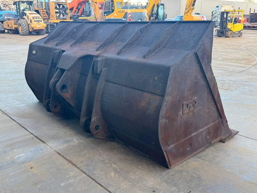Verachtert Bucket CAT 966M 4.6 cb 2015 00033781 Verachtert Bucket CAT 966M 4.6 cb 2015 1 image 5