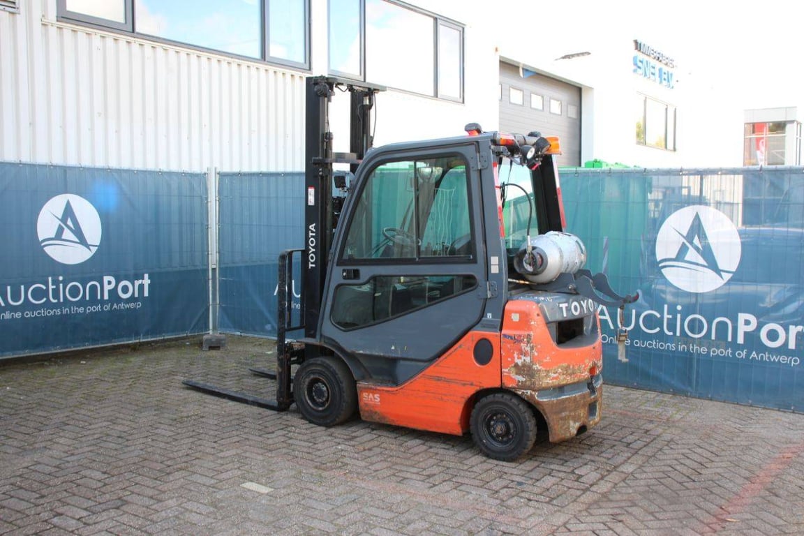 Forklift Toyota 02-8FGF18 LPG 1750kg 4.0m 2019 2019 02-8FGF18 2019 1 Forklift image 3
