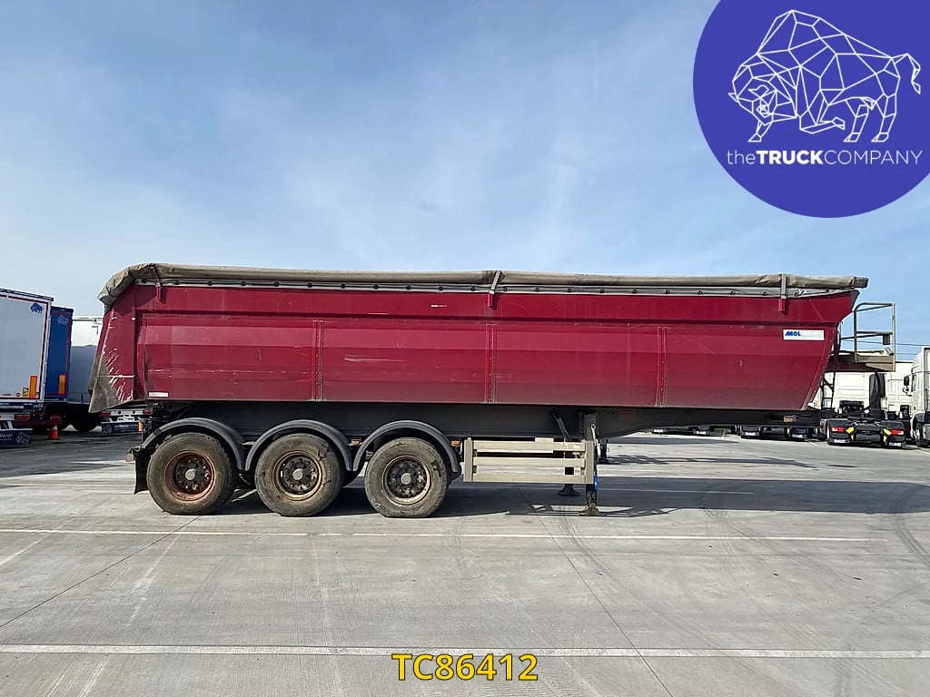 MOL 32m3 geïsoleerd Tipper 2008 TC86412 MOL 32m3 geïsoleerd 2008 1 Tipper trucks image 8