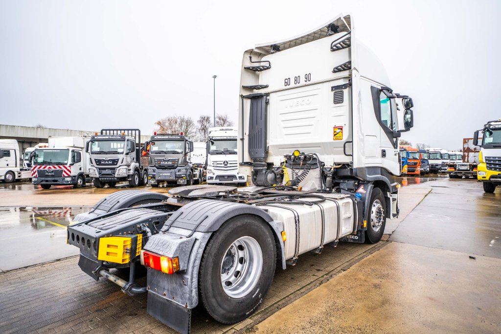 IVECO STRALIS 460 + KIPHYDR. 2016 E64554 STRALIS 460 + KIPHYDR. 2016 1 image 9
