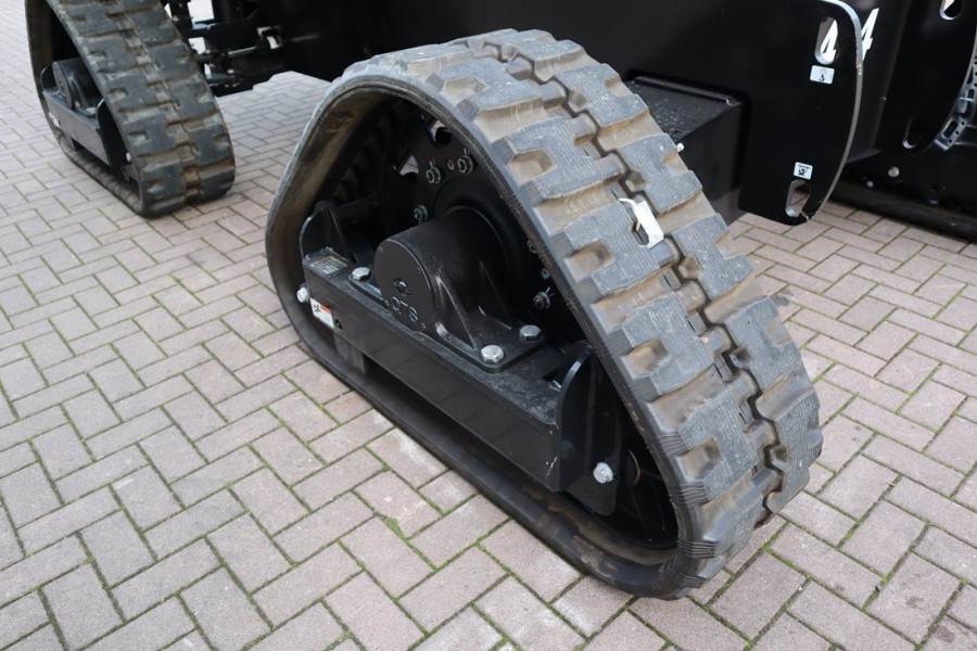 Genie S65XC Trax Valid inspection, *Guarantee! Diesel, 4 2022 GENIE - S65XC Trax - 61348 S65XC Trax Valid inspection, *Gua...