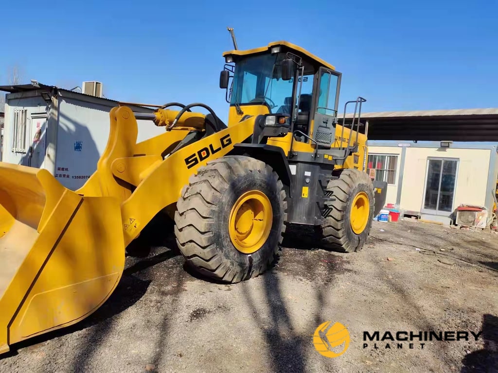 SDLG LG968F Loader Used Good Condition For Sale LG968F 2021 1 Wheel Loaders image 5