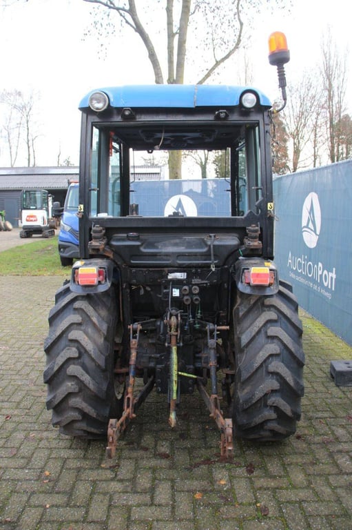 Mini tractor New Holland Boomer 35 Diesel 35hp 2017 2017 Boomer 35 2017 1 image 4
