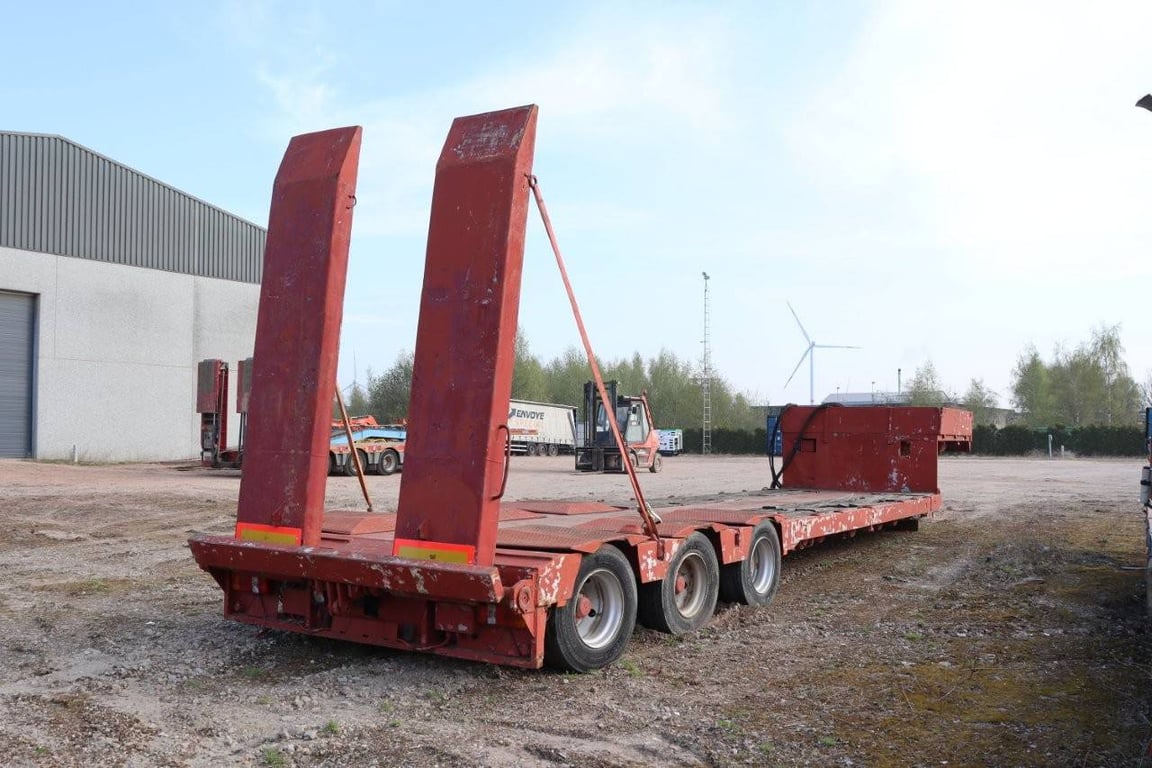 Semi-Low Loader Tec SVP 12.48.3 1992 1992 SVP 12.48.3 1992 1 image 5