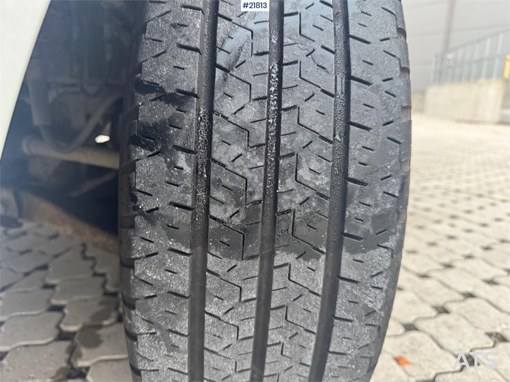 Ford Transit 4x2 Van with 2 Sets of Tires 2016 21813 Transit 4x2 Van with 2 Sets of Tires 2016 1 Closed vans image 11