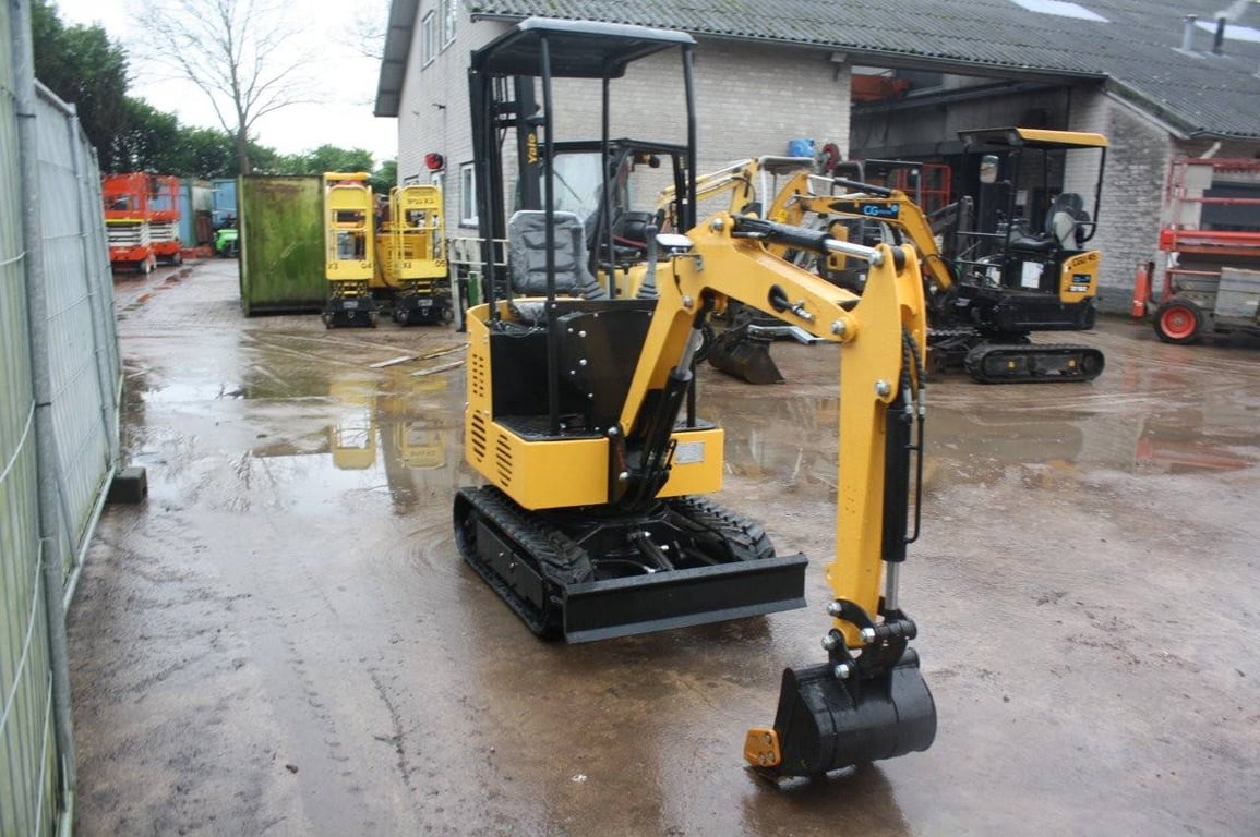 Mini excavator JPC KV12 Diesel 12pk 2024 Demo 2024 JPC KV12 2024 1 image 8