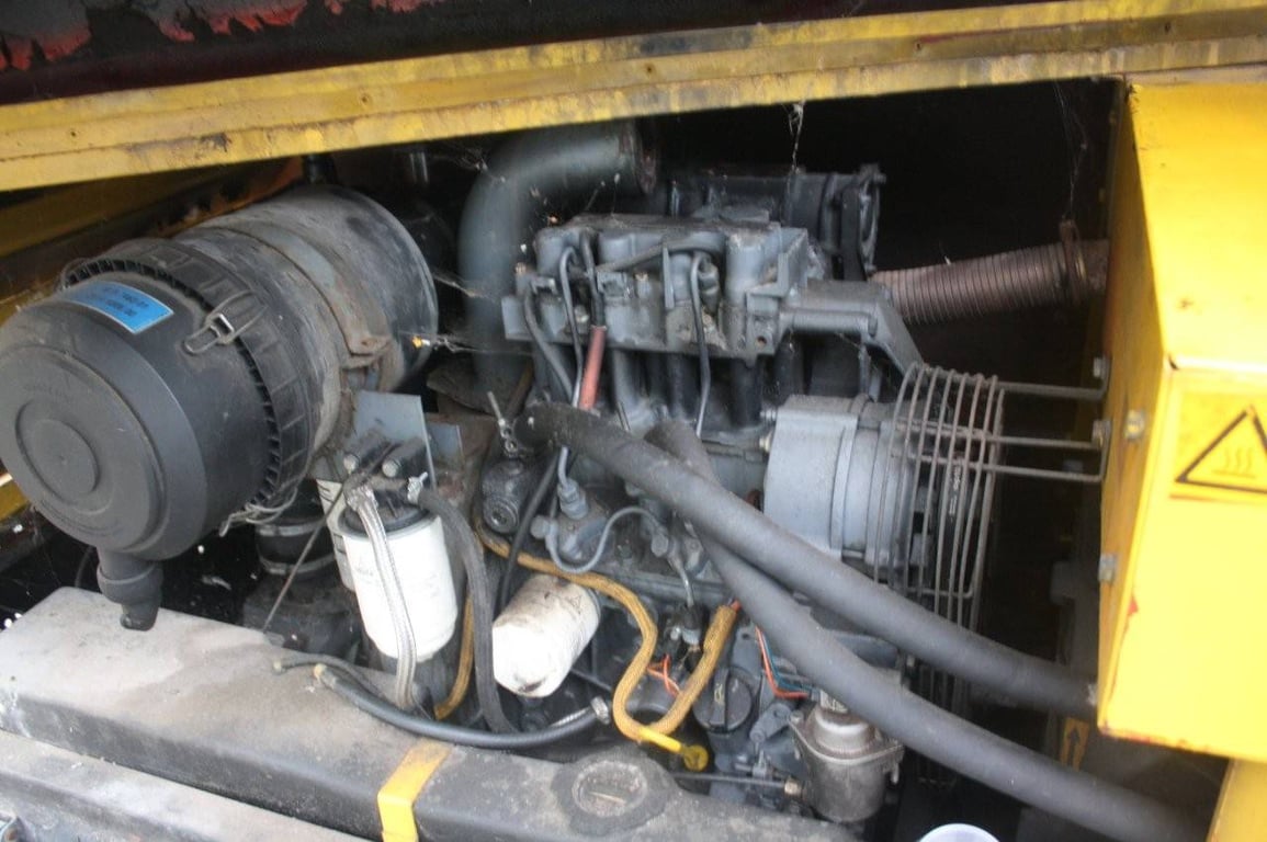Compressor Atlas Copco XAS65 Diesel 11bar 1997 1997 XAS65 1997 1 Compressors image 7