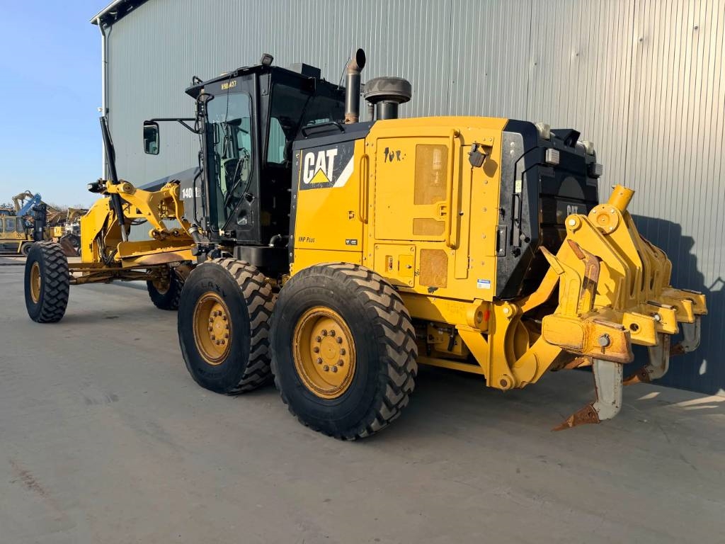 Heavy machinery product image - Image 2 of 3