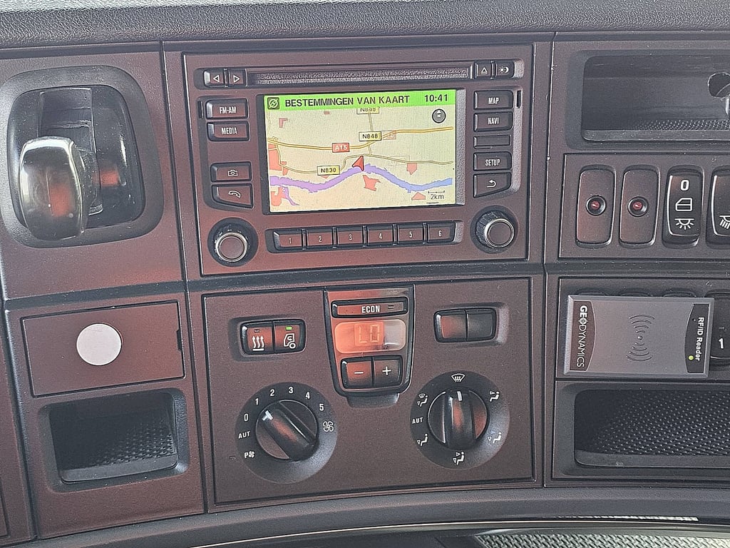 Heavy machinery product image - Image 12 of 15