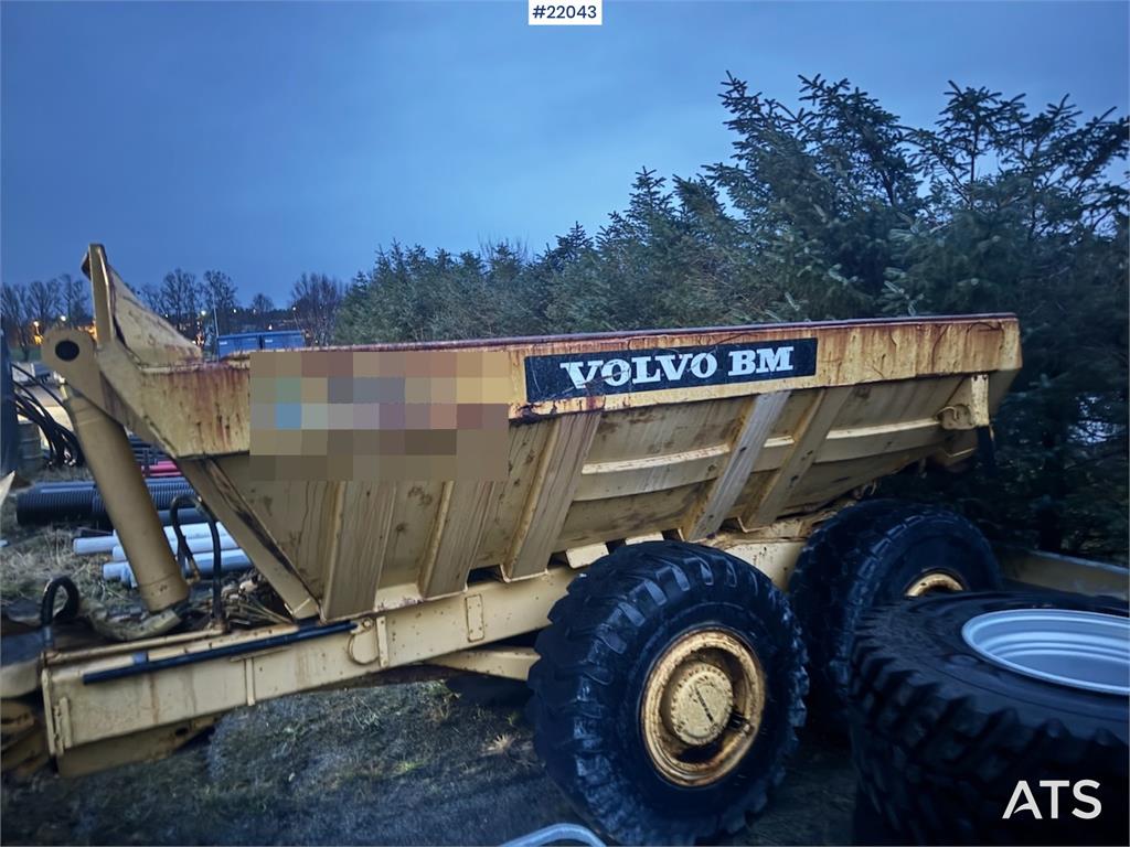 Volvo 861 6x6 Dump Truck. 1985 22043 861 6x6 Dump Truck. 1985 1 image 9