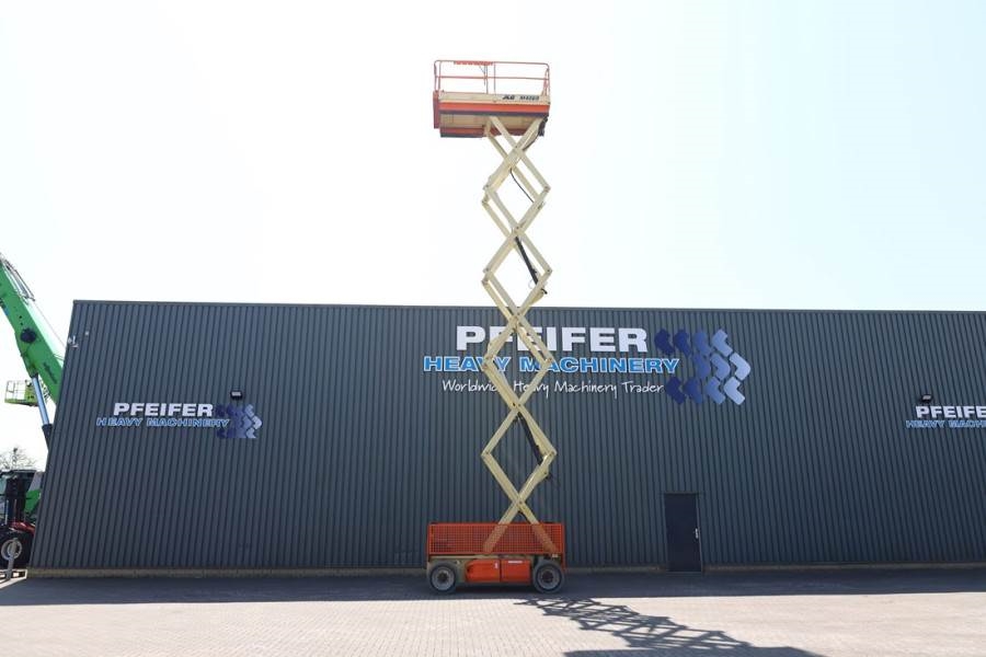 JLG M4069 Hybrid, 14.2m Working Height, 360kg Capacity 2013 JLG - M4069 - 90074 M4069 Hybrid, 14.2m Working Height, 360kg ...