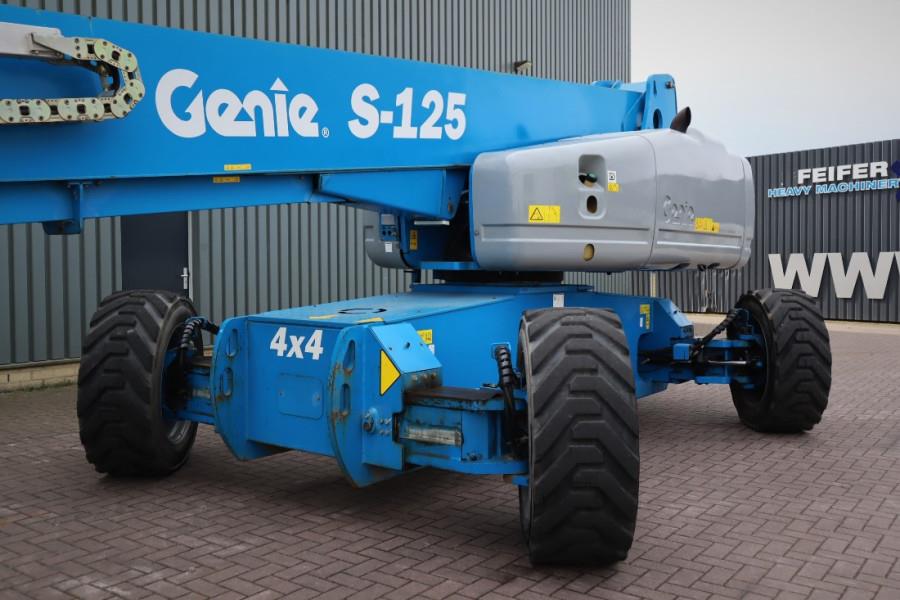 Genie S125 Diesel, 4x4x4 Drive, 40.1m Working Height, 24 2016 GENIE - S125 - 61463 S125 Diesel, 4x4x4 Drive, 40.1m Working...