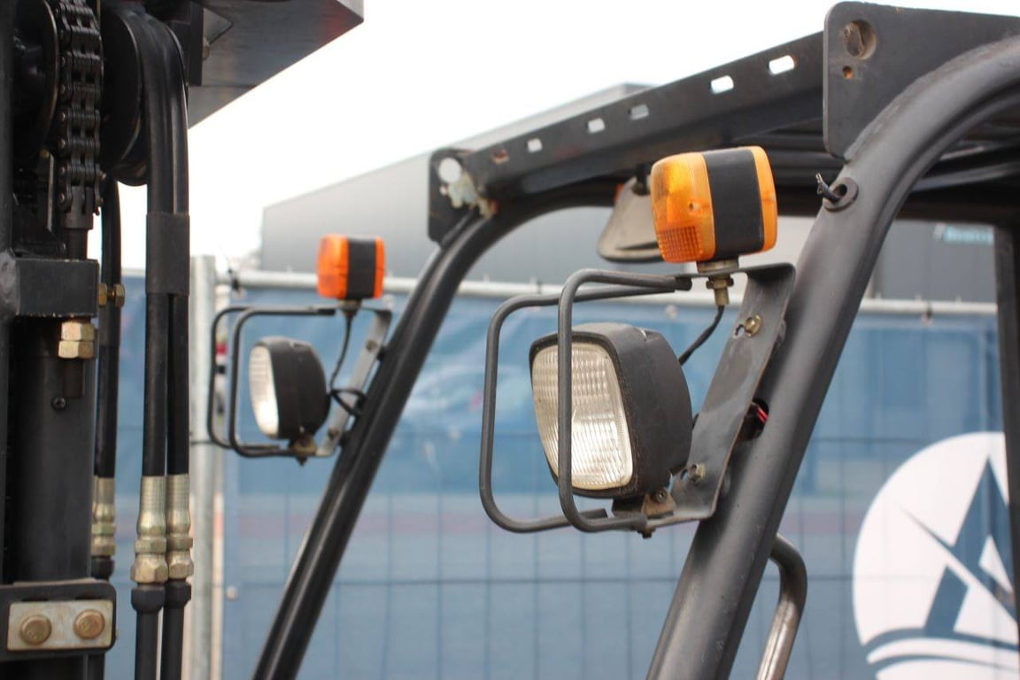Forklift Komatsu FG25HT-16 LPG 2100kg 4.7m 2008 2008 FG25HT-16 2008 1 Forklift image 13