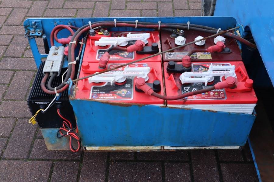 Genie GS2632 Electric, Working Height 10m, 227kg Capacit 2006 GENIE - GS2632 - 62759 GS2632 Electric, Working Height 10m, ...