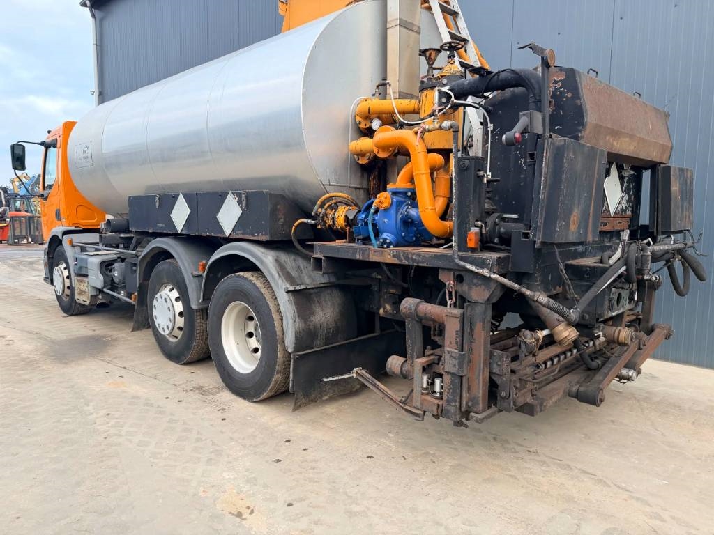 Renault Acmar - 12.000 Litres 2001 211039 Renault Acmar - 12.000 Litres 2001 1 image 2