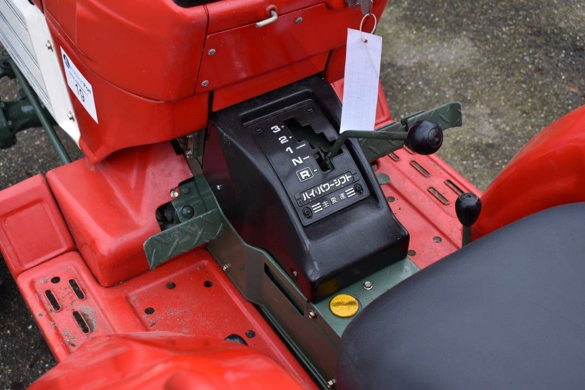 Mini tractor Yanmar YM1610 Diesel Refit YM1610D 1 Tractor Units image 11