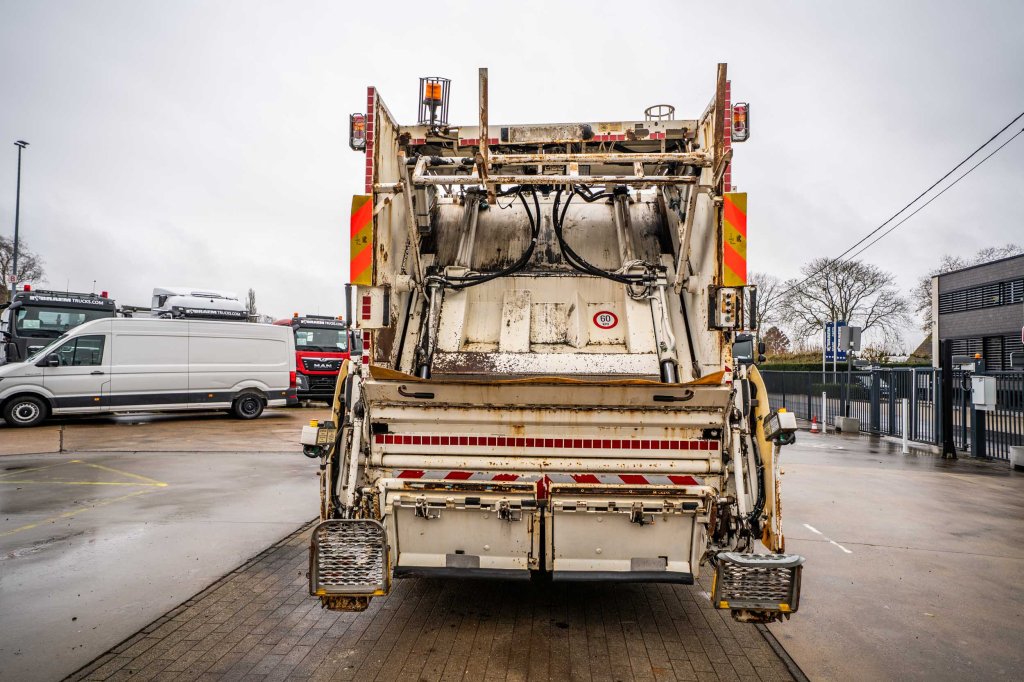 MAN TGS 26.320 BL - VDK PUSHER IIK 2011 E64686 TGS 26.320 BL - VDK PUSHER IIK 2011 1 image 5