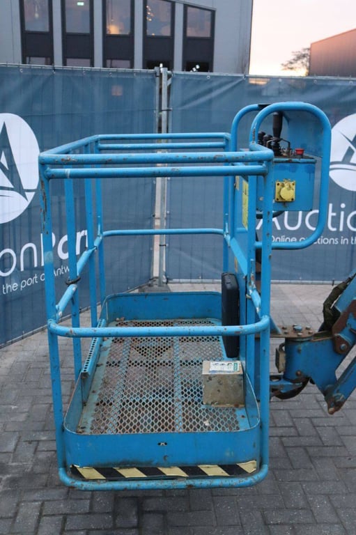 Genie Z45/25J Diesel 16m Articulated Boom Lift 2000 2000 Z45/25J 2000 1 image 11