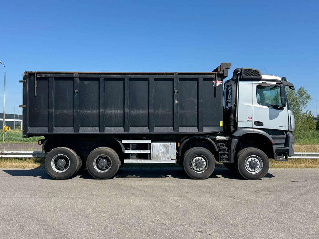 MercedesBenz Arocs 4848 8x8 tipper 2019 00033391 MercedesBenz Arocs 4848 8x8 tipper 2019 1 Tipper trucks image 6