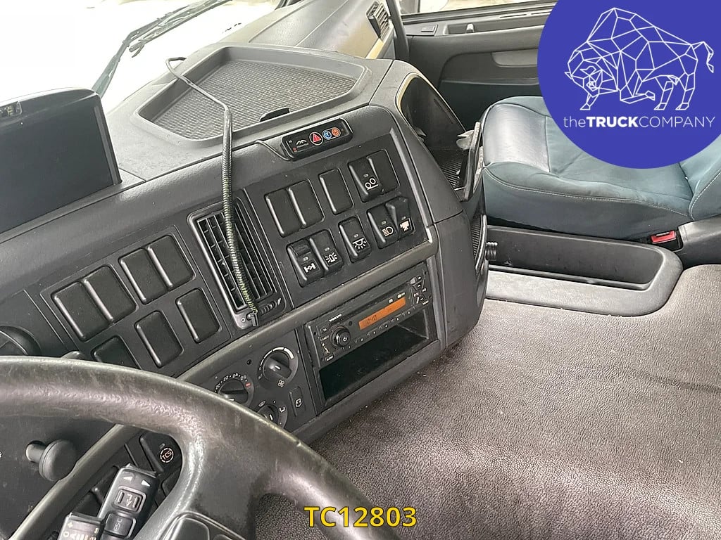 Volvo FM 410 2012 TC12803 FM 410 2012 1 image 3