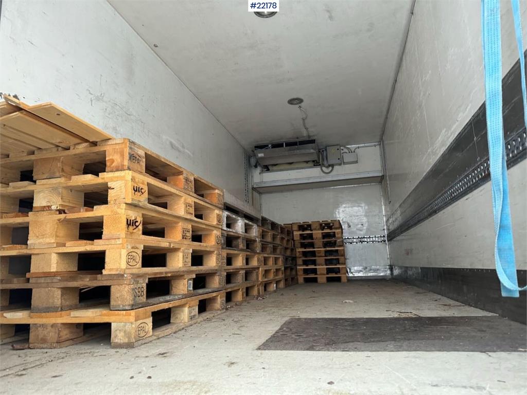 MAN 26.414 chassis med 2 vekselflak – girkasse skiftet 2000 22178 26.414 chassis med 2 vekselflak – girkasse skiftet 2000 ...