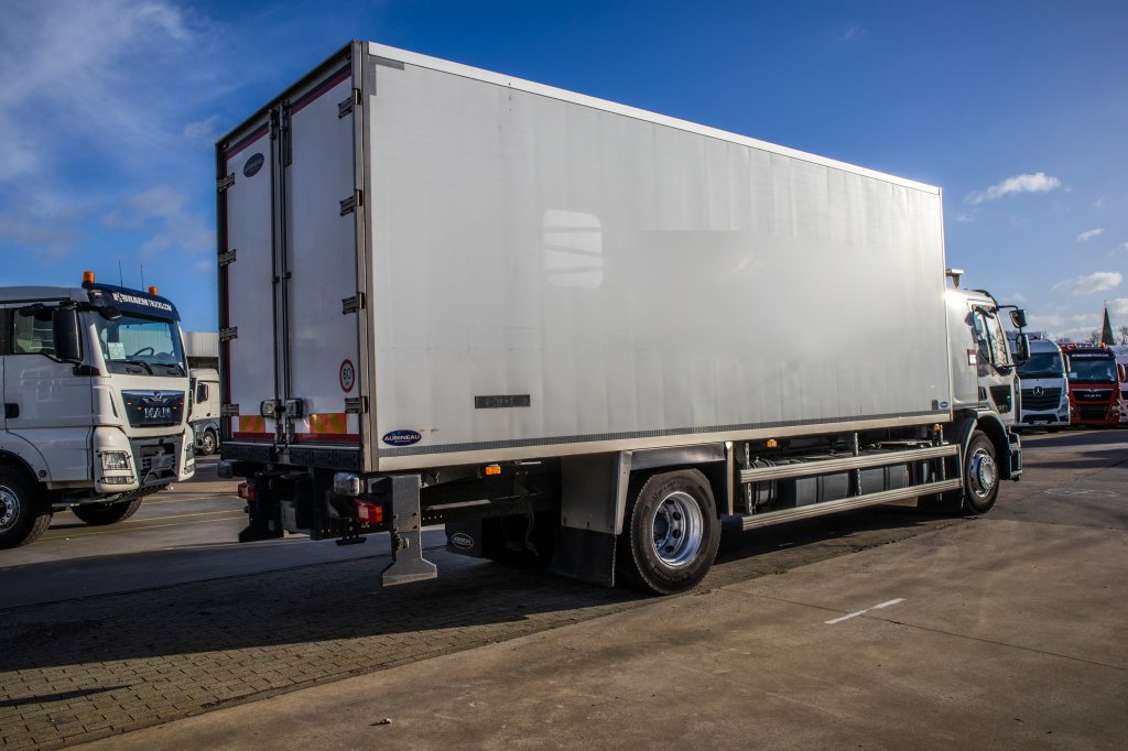 RENAULT D 330 -CARRIER SUPRA 850-Vlees/Meat/Viande/Fleisch 2014 E59253 Renault D 330 -CARRIER SUPRA 850-Vlees/Meat/Viande/...