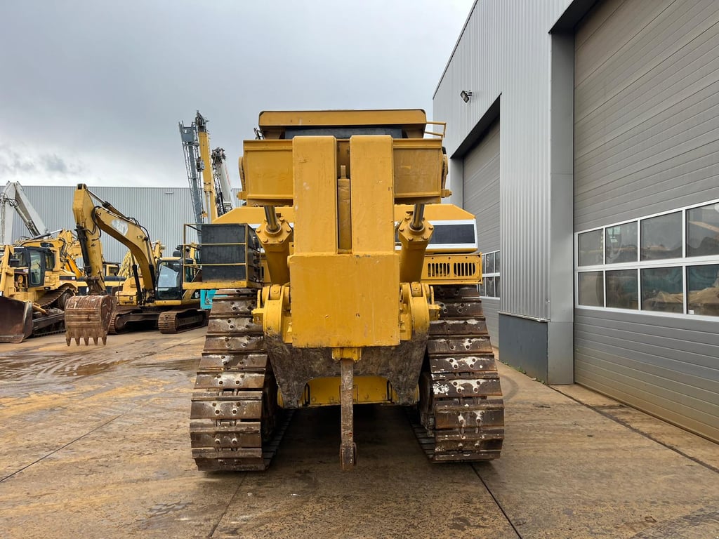 Caterpillar D8R - Single shank ripper 2001 70001437 D8R - Single shank ripper 2001 1 image 4