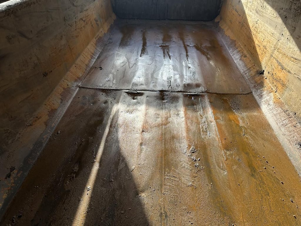 Heavy machinery product image - Image 12 of 14