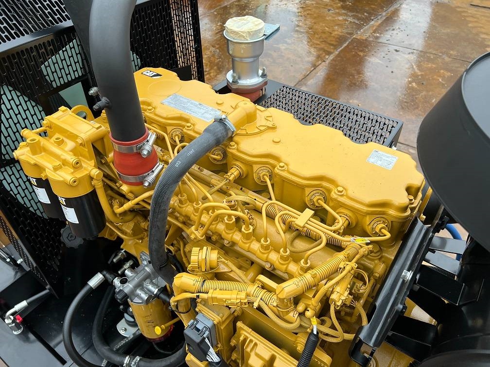 CAT DE 200 E3 ( 200kva ) unused 2022 4075b DE 200 E3 ( 200kva ) unused 2022 0 Generators image 11