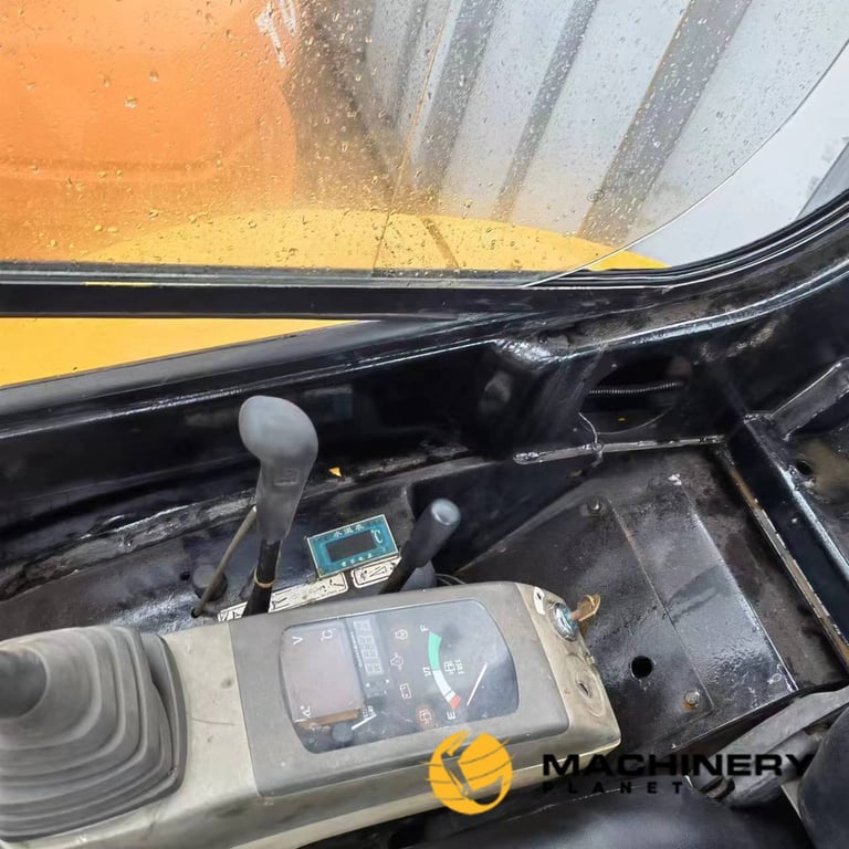 Mini used CAT 303CR Crawler excavator 303CR 2021 1 image 3