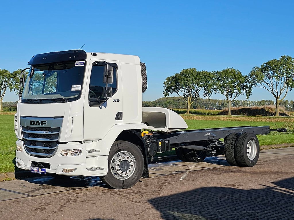 DAF XB 290 19t wb 530 new 2026 DAF XB 290 19T WB 530 NEW 2026 1 image 2